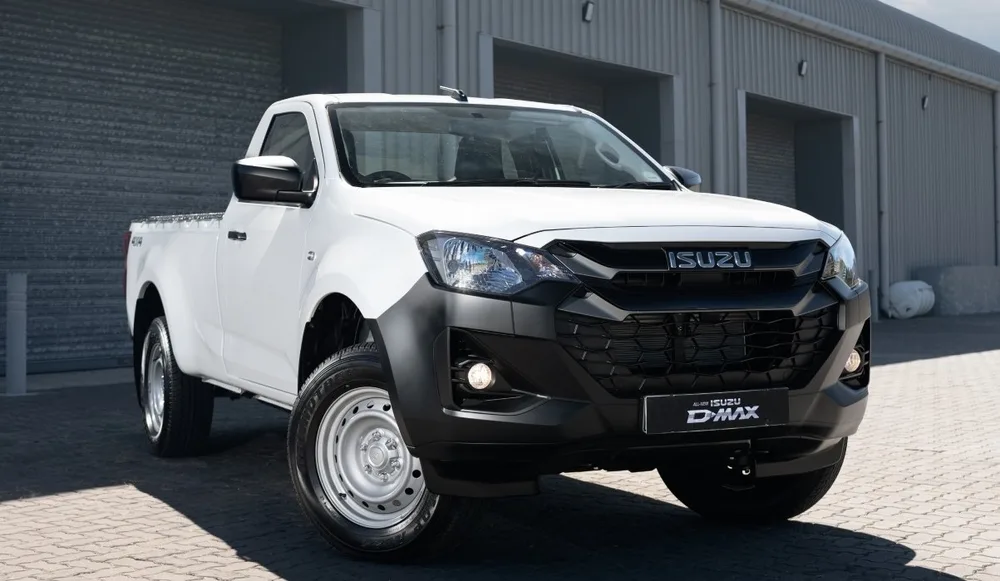 D-MAX Single Cab — exterior photograph